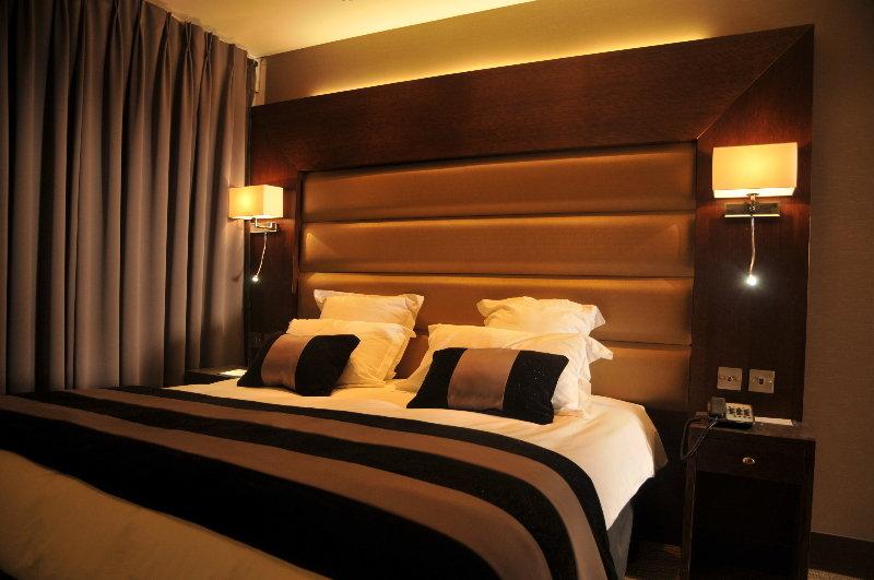 Hotel Park Grand Heathrow Hounslow Exteriér fotografie