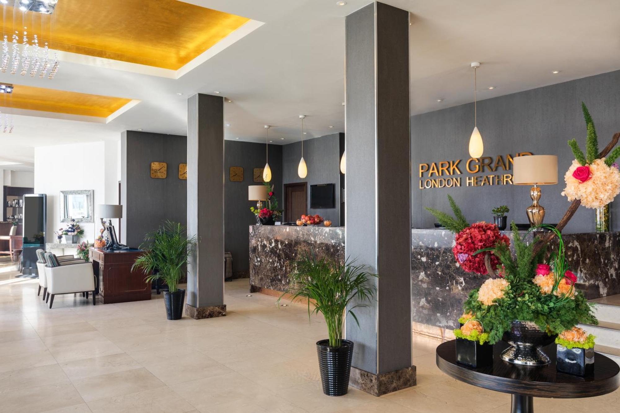 Hotel Park Grand Heathrow Hounslow Exteriér fotografie