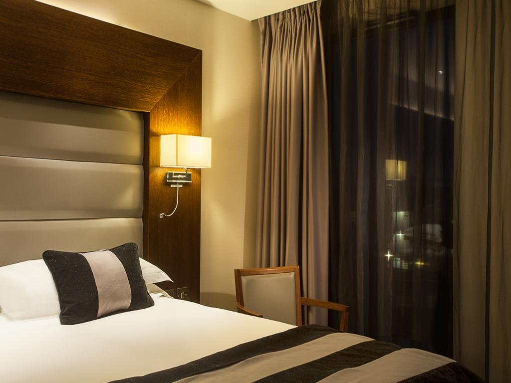 Hotel Park Grand Heathrow Hounslow Exteriér fotografie