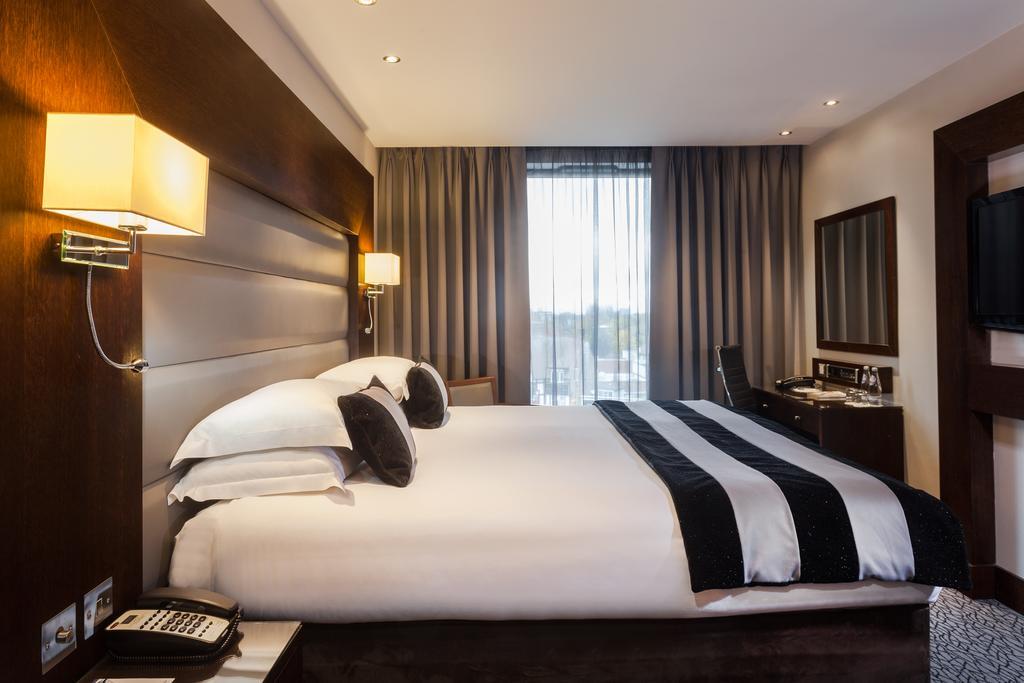 Hotel Park Grand Heathrow Hounslow Exteriér fotografie
