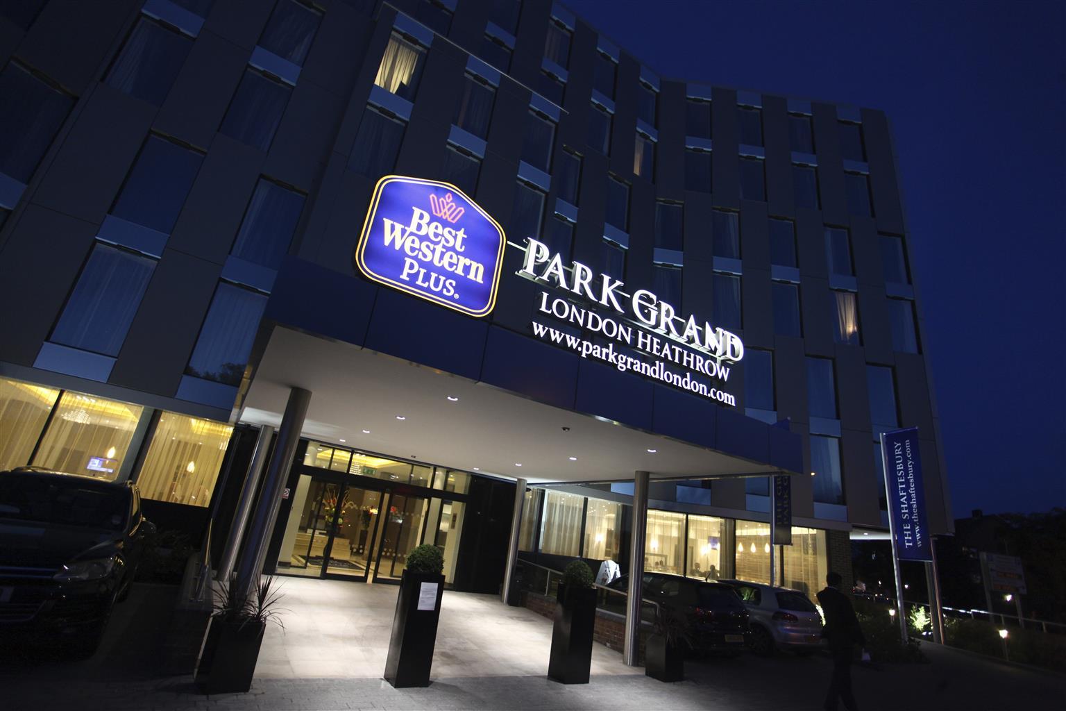 Hotel Park Grand Heathrow Hounslow Exteriér fotografie